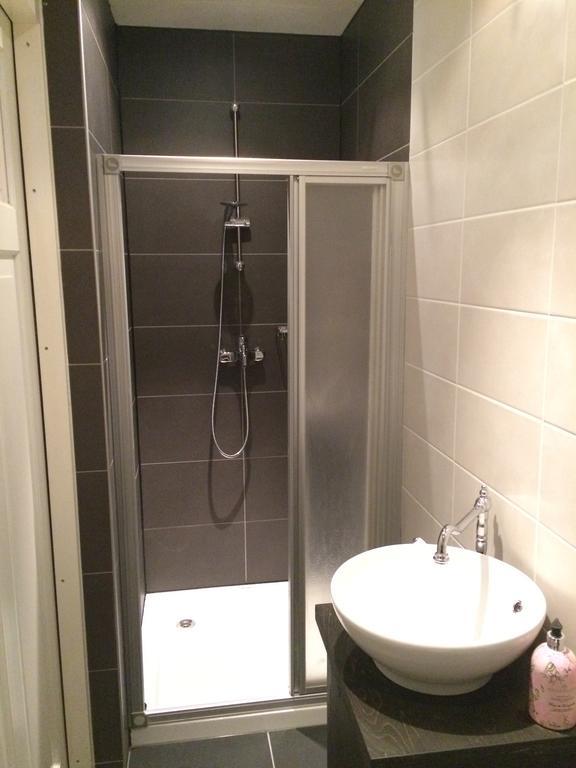 Gastenverblijf Door De Poort 提耳堡 外观 照片
