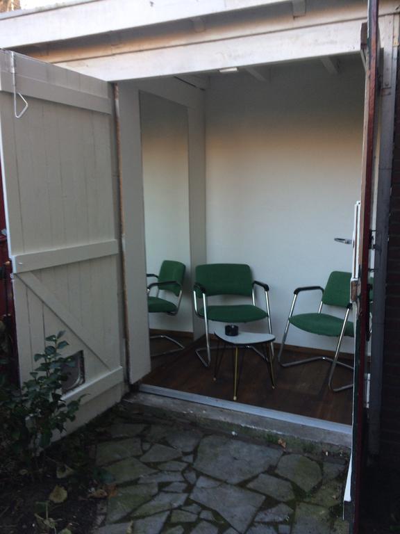 Gastenverblijf Door De Poort 提耳堡 外观 照片
