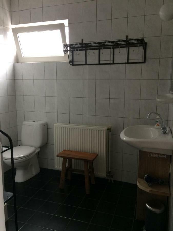 Gastenverblijf Door De Poort 提耳堡 外观 照片