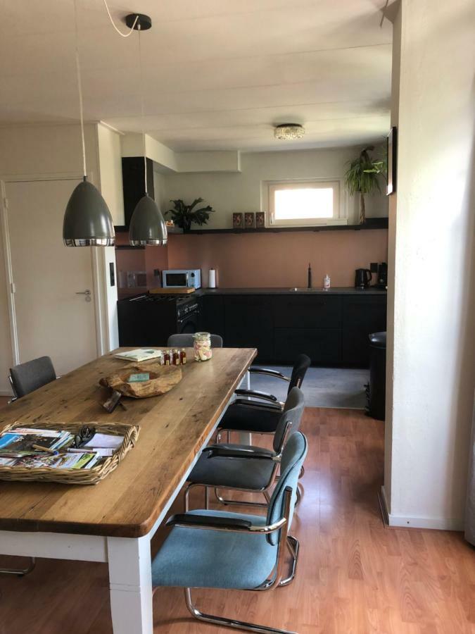 Gastenverblijf Door De Poort 提耳堡 外观 照片